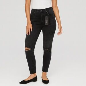 Good American Black Distressed Jeans Women’s Size 16